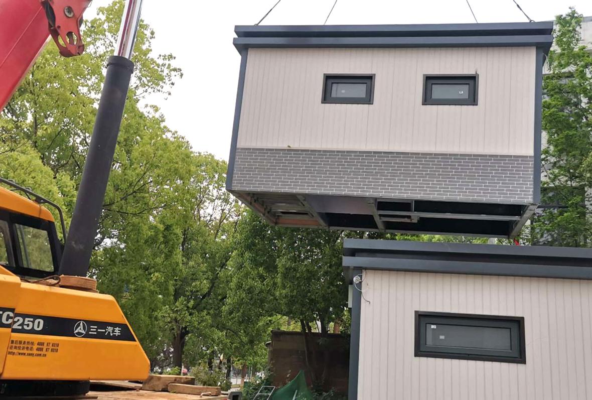 雕花板自動感應沖水環保廁所