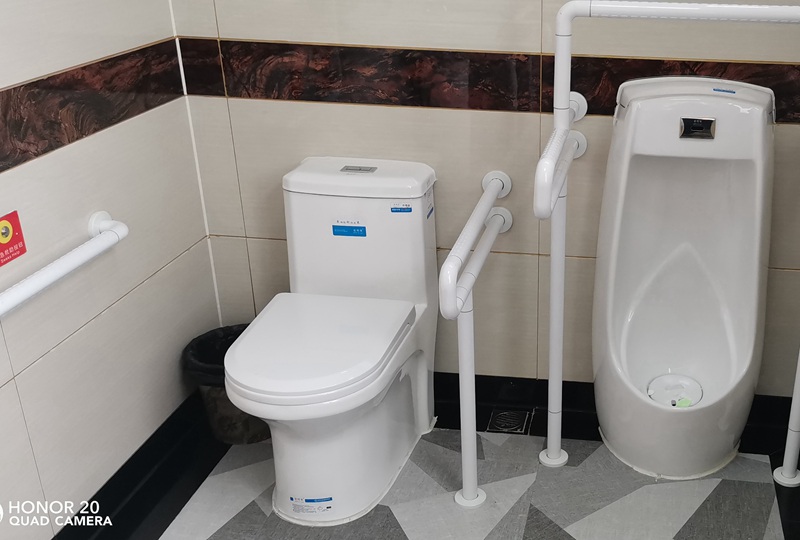 移動公廁金屬雕花板環保廁所